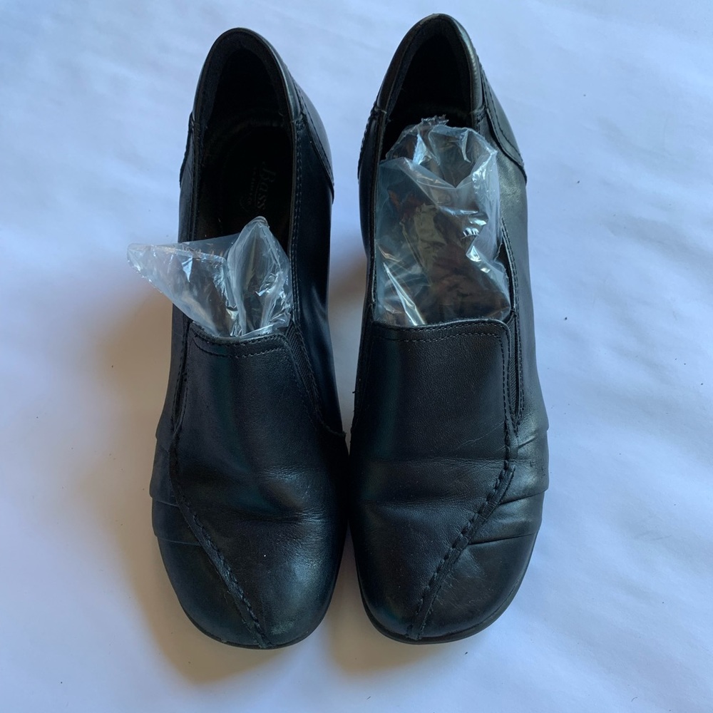 Bass Low Heeled Shoes